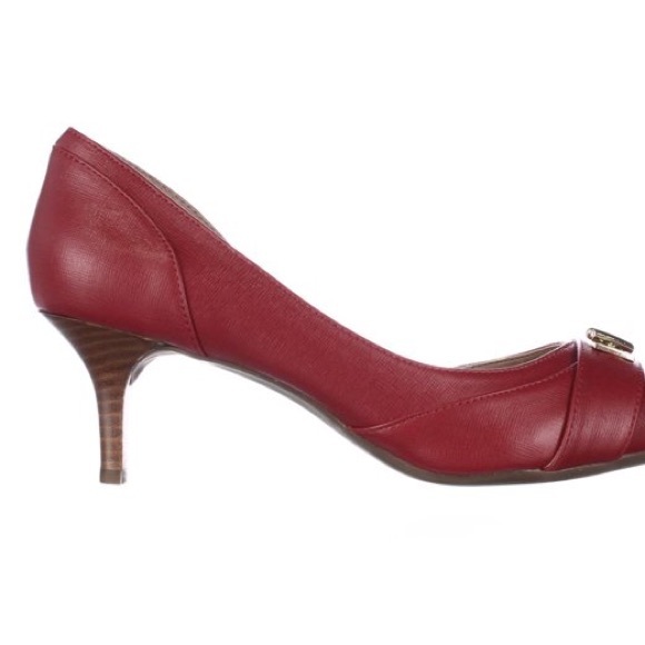 Tommy Hilfiger heels - Picture 6 of 16